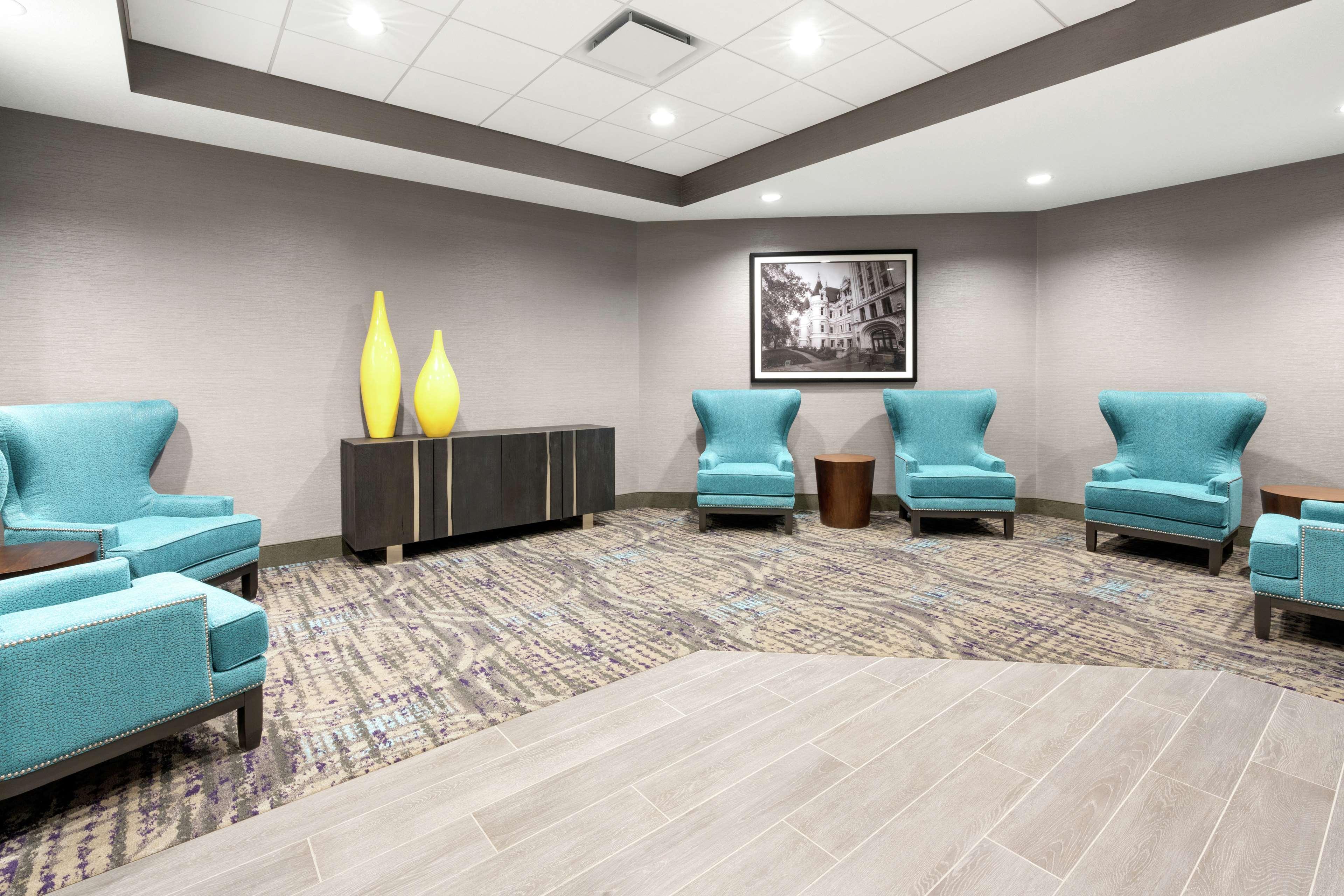 Hampton Inn & Suites Spokane Downtown-South Екстериор снимка