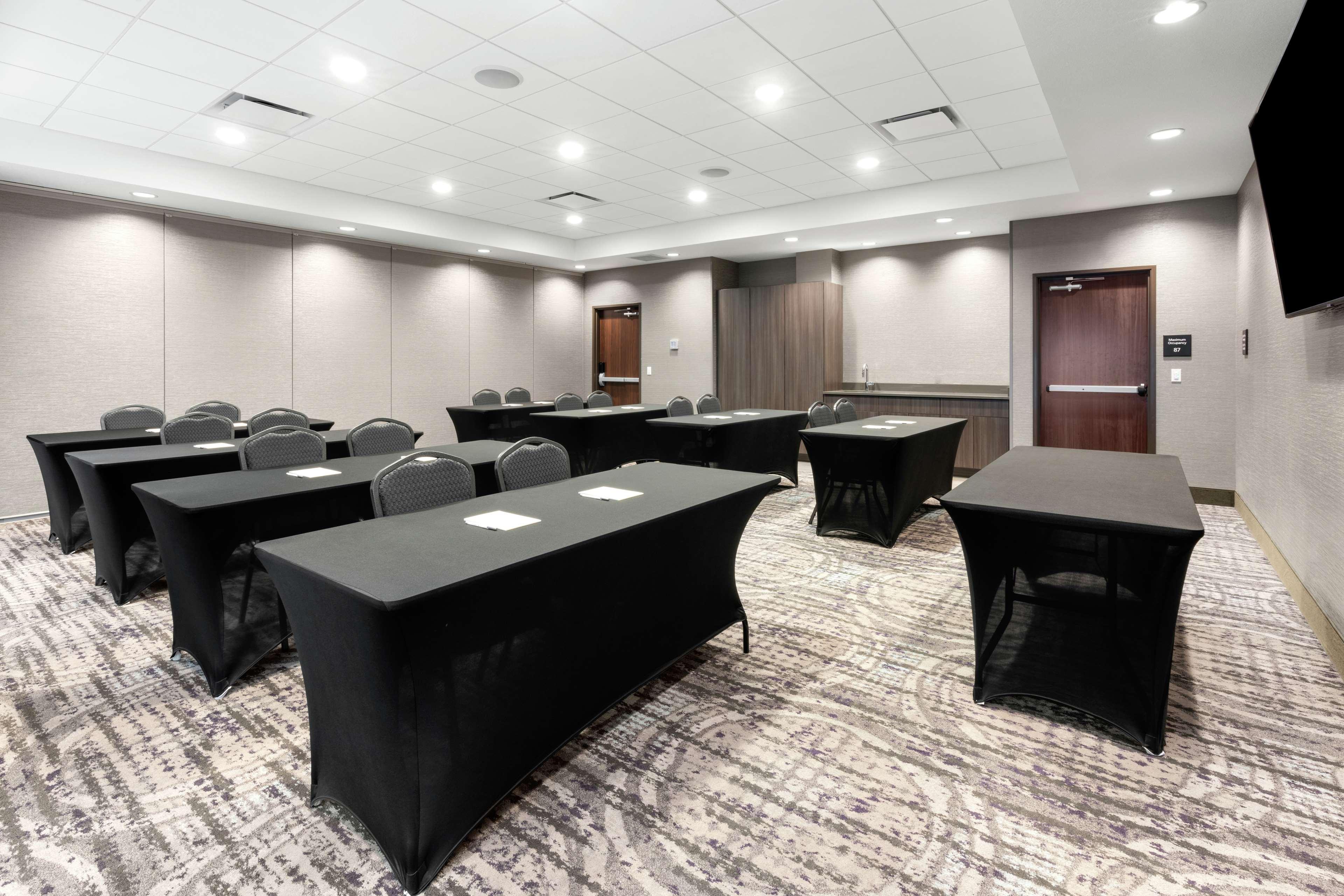 Hampton Inn & Suites Spokane Downtown-South Екстериор снимка