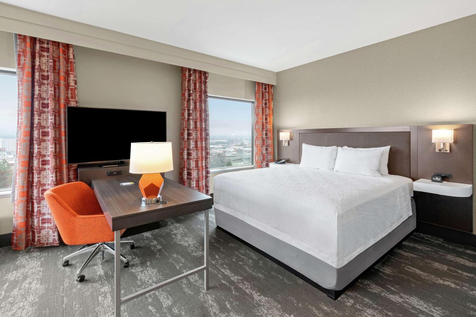 Hampton Inn & Suites Spokane Downtown-South Екстериор снимка