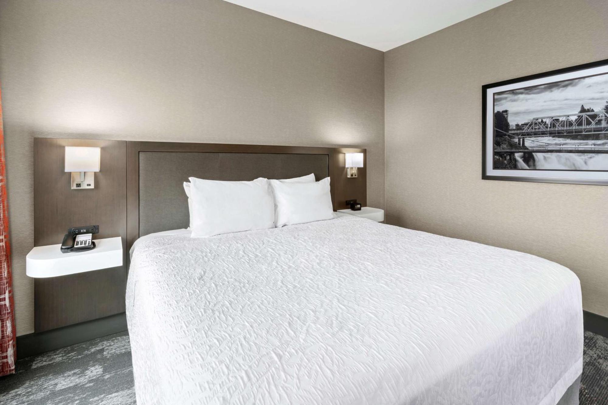 Hampton Inn & Suites Spokane Downtown-South Екстериор снимка