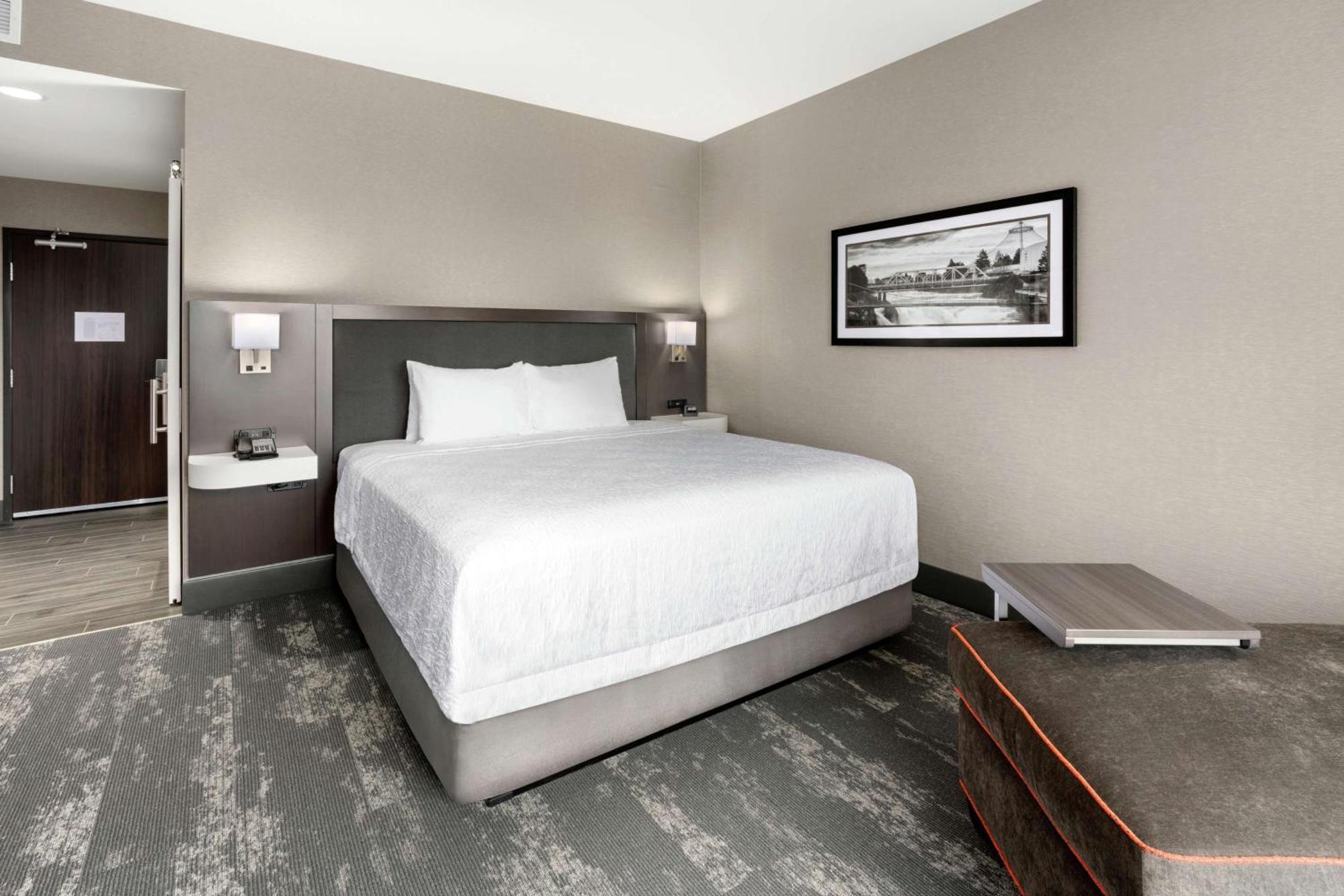 Hampton Inn & Suites Spokane Downtown-South Екстериор снимка