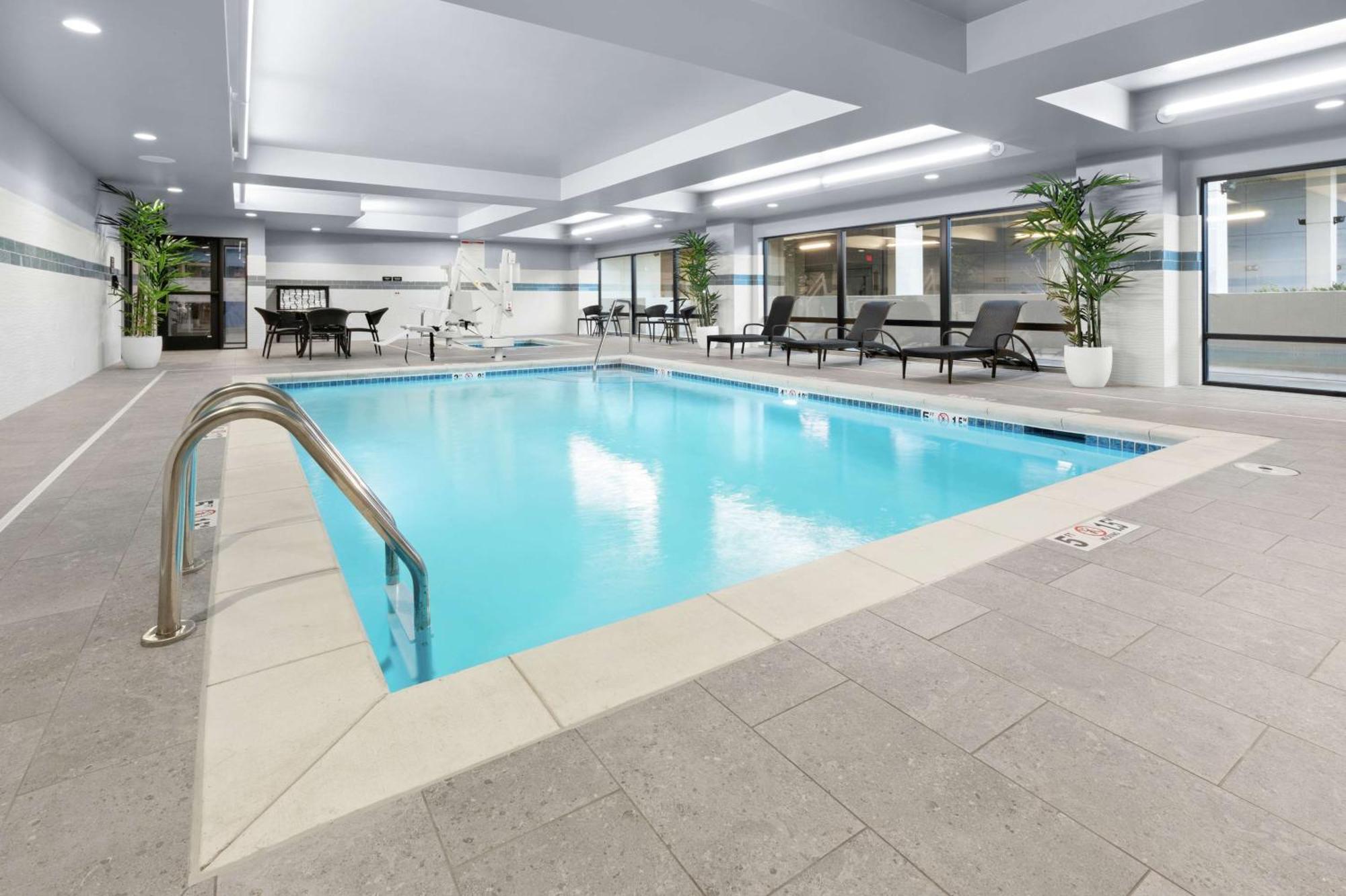 Hampton Inn & Suites Spokane Downtown-South Екстериор снимка